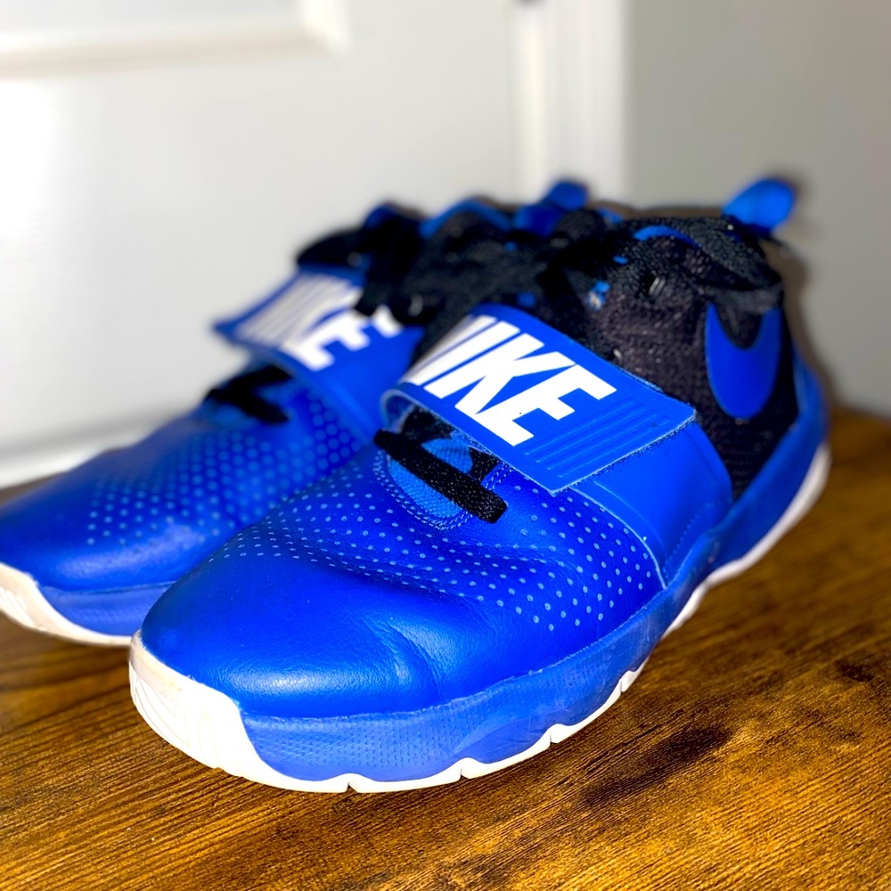 NIKE Basketball Sneakers, Kentucky Blue, size 7Y